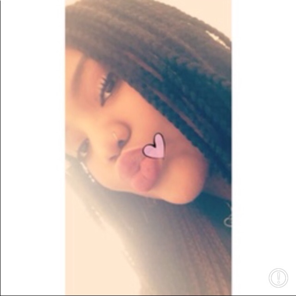 Meet your Posher, Amaia